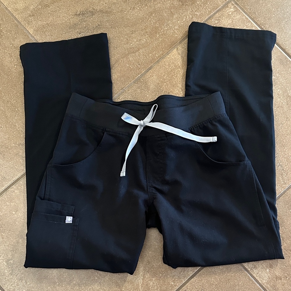 Figs Black Cargo  Pants